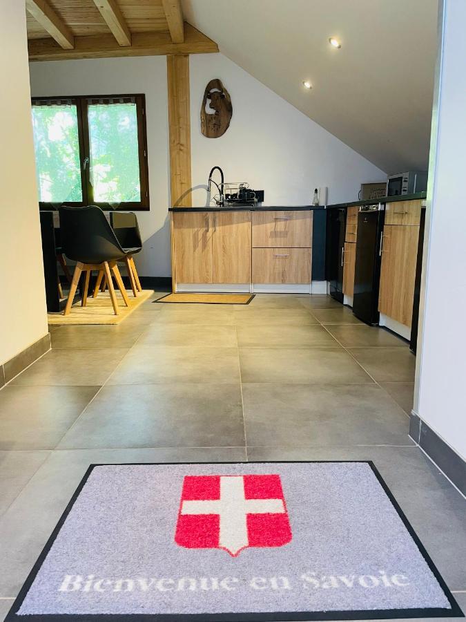 Le Lodge Du Pichat Sainte-Helene-du-Lac Zewnętrze zdjęcie